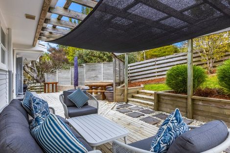 Photo of property in 1/21 Deuxberry Avenue, Northcote, Auckland, 0627