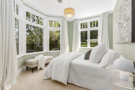 Photo of property in 22 Plunket Street, Kelburn, Wellington, 6012