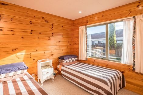 Photo of property in 37 Parata Street, Waikanae, 5036