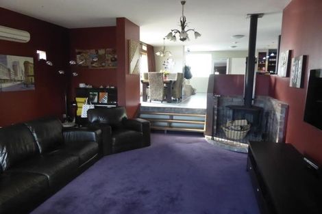 Photo of property in 96a Mana Esplanade, Paremata, Porirua, 5026