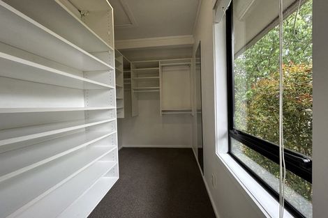 Photo of property in 17a Karetu Road, Greenlane, Auckland, 1051