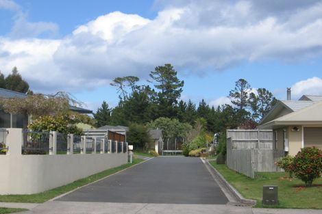 Photo of property in 48 Balmoral Drive, Hilltop, Taupo, 3330