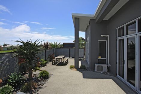 Photo of property in 63 Citrus Avenue, Waihi Beach, 3611
