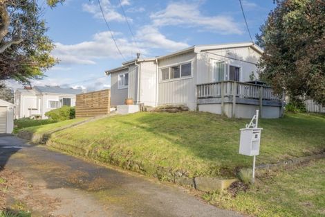 Photo of property in 22 Ngaio Street, Otaki Beach, Otaki, 5512