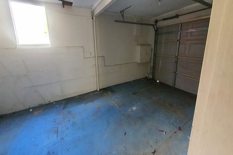 Photo of property in 149 Reeves Road, Pakuranga Heights, Auckland, 2010