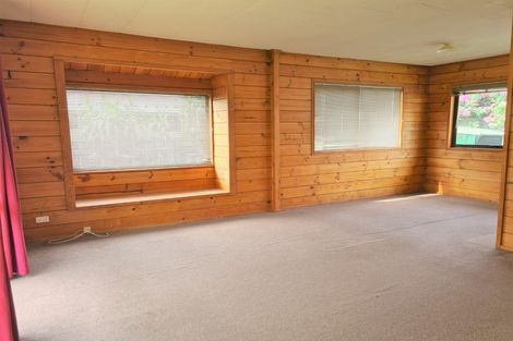 Photo of property in 2/25 Garelja Road, Henderson, Auckland, 0612