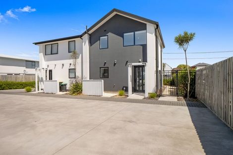 Photo of property in 1/550 Barbadoes Street, Edgeware, Christchurch, 8013