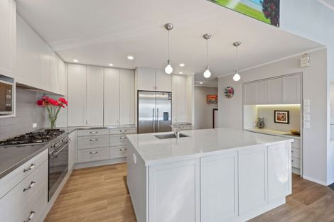 Photo of property in 49 Torkar Road, Clarks Beach, 2122