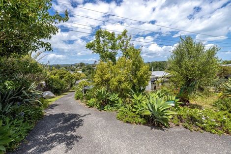 Photo of property in 8 Wellington Road, Surfdale, Waiheke Island, 1081