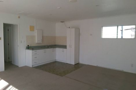 Photo of property in 16 Covina Place, Somerville, Auckland, 2014