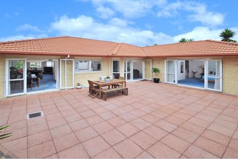 Photo of property in 47 Rathmar Drive, Manurewa, Auckland, 2105