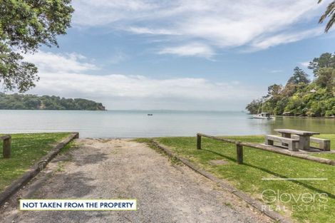 Photo of property in 44 Western Road, Laingholm, Auckland, 0604
