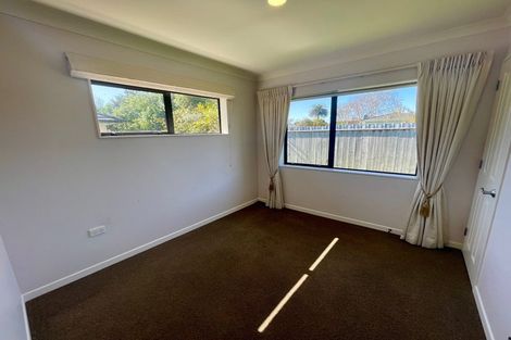 Photo of property in 8 Ian Peter Way, Otaki, 5512