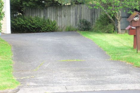 Photo of property in 4/8 Mimosa Place, Half Moon Bay, Auckland, 2012