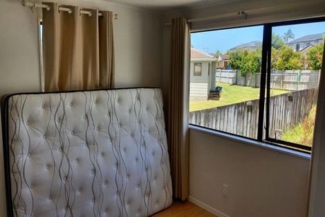 Photo of property in 45 Hassan Drive, Massey, Auckland, 0614