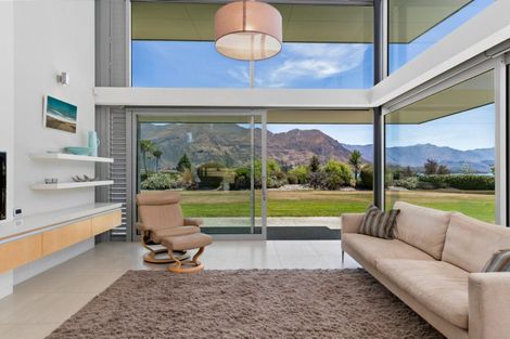 Photo of property in 311 Beacon Point Road, Wanaka, 9305