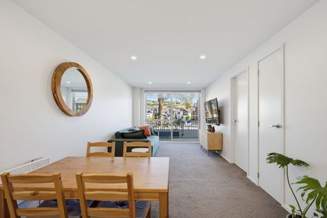 Photo of property in 6/17 Link Crescent, Stanmore Bay, Whangaparaoa, 0932