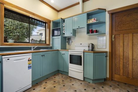 Photo of property in 43 Doone Street, Lynmouth, New Plymouth, 4310