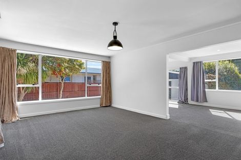 Photo of property in 8 Saffron Street, Bryndwr, Christchurch, 8053