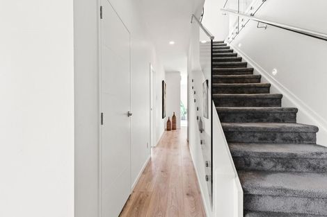 Photo of property in 51 Turret Lane, Hobsonville, Auckland, 0616