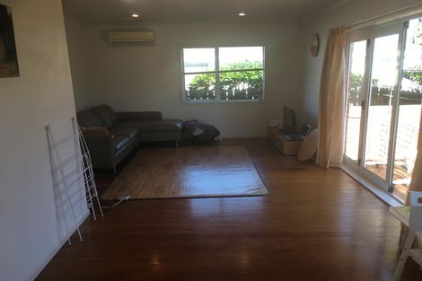 Photo of property in 1/23 Opaheke Road, Papakura, 2110
