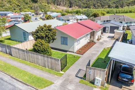 Photo of property in 57 Parenga Street, Wainuiomata, Lower Hutt, 5014