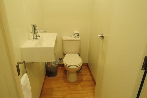 Photo of property in Empire Apartments, 1520/21 Whitaker Place, Grafton, Auckland, 1010