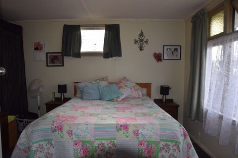 Photo of property in 77 Nith Street, West Invercargill, Invercargill, 9810