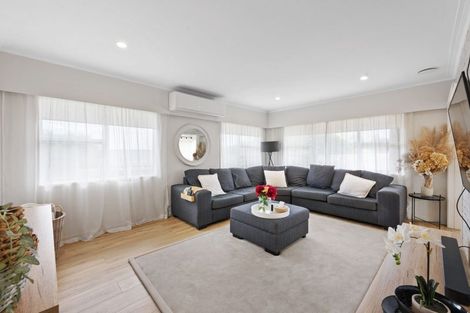 Photo of property in 1/6a Abercrombie Street, Howick, Auckland, 2014