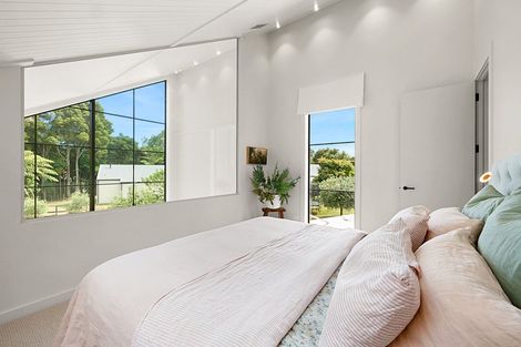 Photo of property in 366 Frankley Road, Ferndale, New Plymouth, 4310