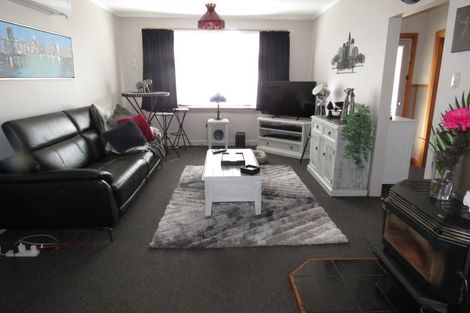 Photo of property in 15 Grey Road, Reefton, 7830