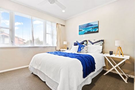 Photo of property in 238 Don Buck Road, Massey, Auckland, 0614