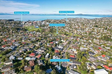 Photo of property in 1/29 King Richard Place, Browns Bay, Auckland, 0630