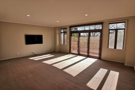 Photo of property in 115f Remuera Road, Remuera, Auckland, 1050