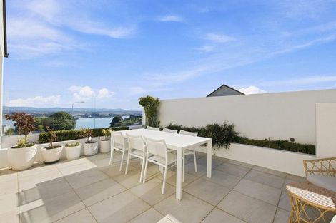 Photo of property in 60 Glenstrae Road, Redcliffs, Christchurch, 8081