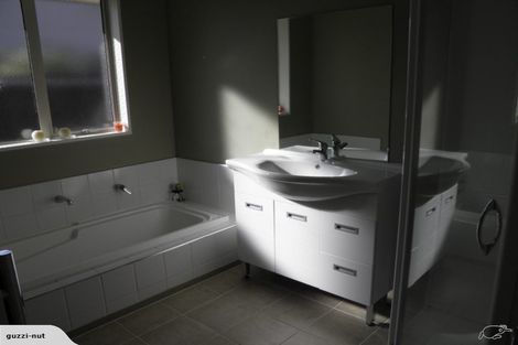 Photo of property in 10 Robinia Mews, Rangiora, 7400