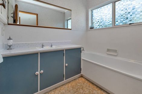 Photo of property in 14 Sorrento Street, Onerahi, Whangarei, 0110