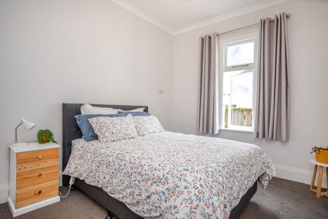 Photo of property in 12 Albert Street, Dannevirke, 4930