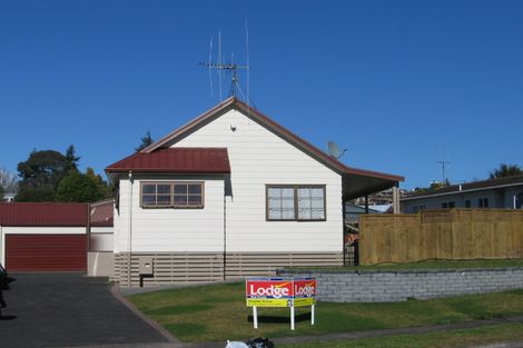 Photo of property in 3 Velma Crescent, Nawton, Hamilton, 3200