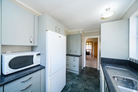 Photo of property in 32 Colombo Street, Hokowhitu, Palmerston North, 4410
