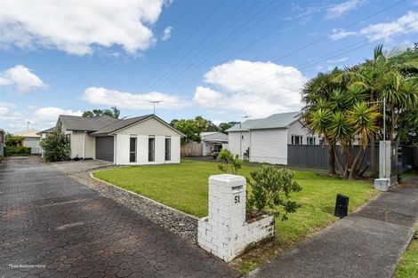 Photo of property in 51 Queen Mary Avenue, New Lynn, Auckland, 0600