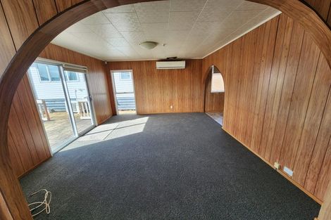 Photo of property in 32 Aberfeldy Avenue, Highland Park, Auckland, 2010