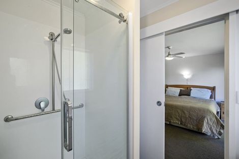 Photo of property in 156 Wellington Street, Pukekohe, 2120