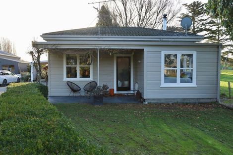 Photo of property in 2491 State Highway 2, Ahikouka, Greytown, 5794