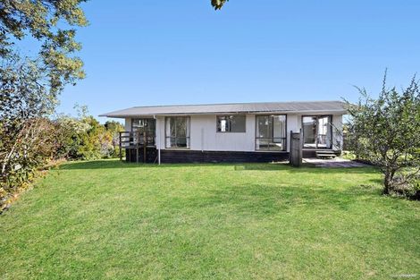 Photo of property in 141 Moire Road, West Harbour, Auckland, 0618