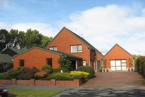 Photo of property in 17 Sayers Crescent, Ilam, Christchurch, 8041