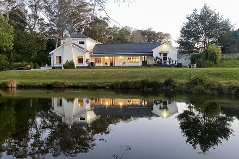 Photo of property in 490 Bluff Rangitumau Road, Rangitumau, Masterton, 5871