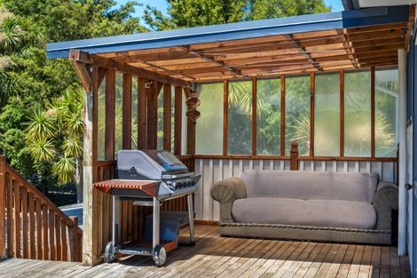 Photo of property in 17 Boons Valley Road, Waikawa, Picton, 7220