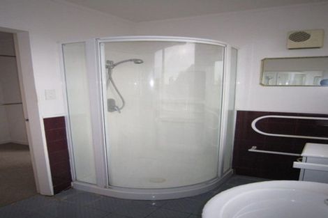 Photo of property in 2 Foyle Street, Island Bay, Wellington, 6023