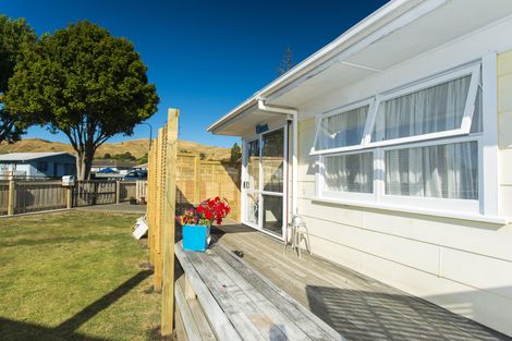 Photo of property in 103 Huxley Road, Outer Kaiti, Gisborne, 4010